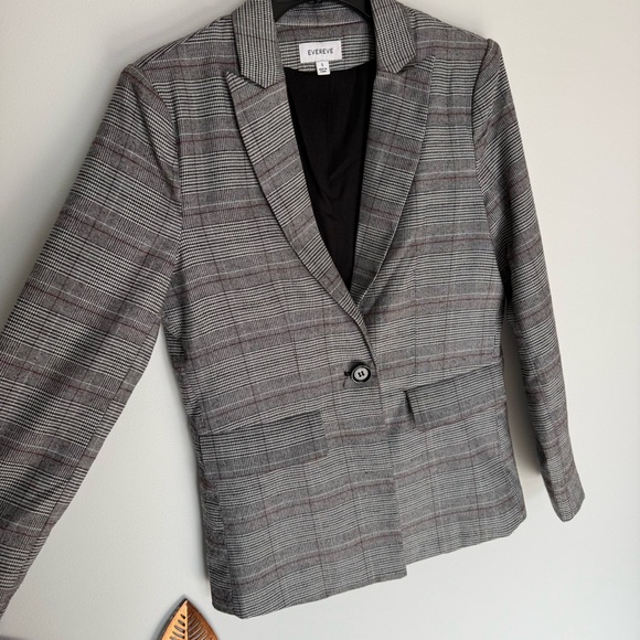 Evereve Plaid One Button Blazer - Picture 4 of 8